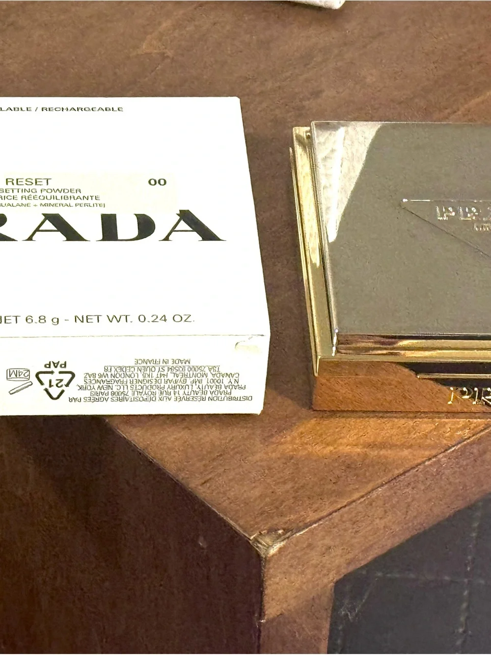 Trending!PRADA Reset Rebalancing Refillable Setting Powder 00 Translucent FS